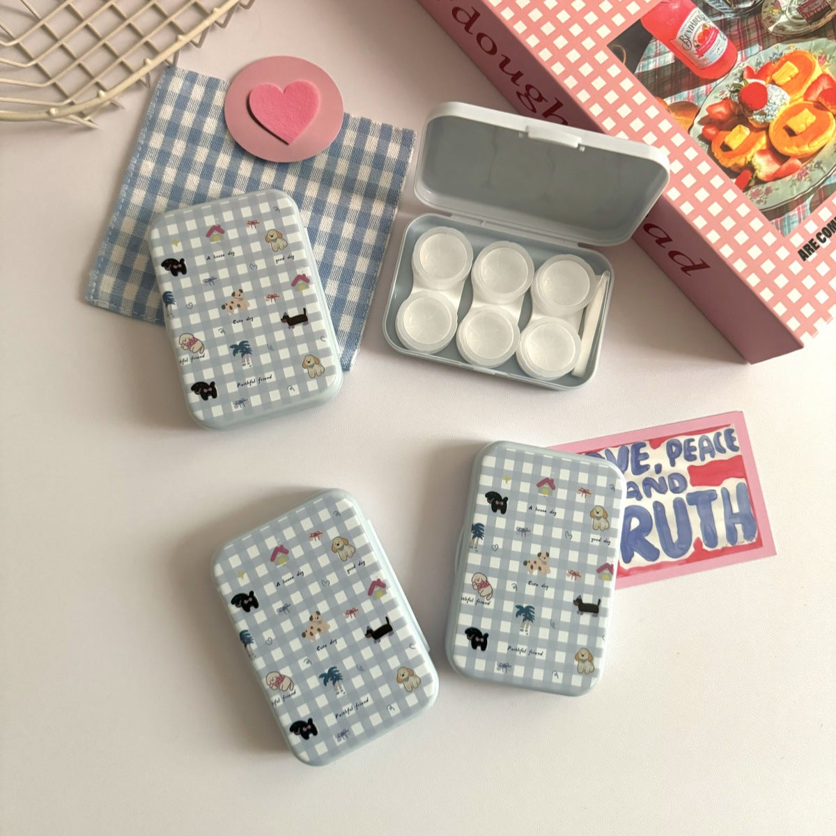 Like Fish Grid Animal House Coloured Contact Lens Case