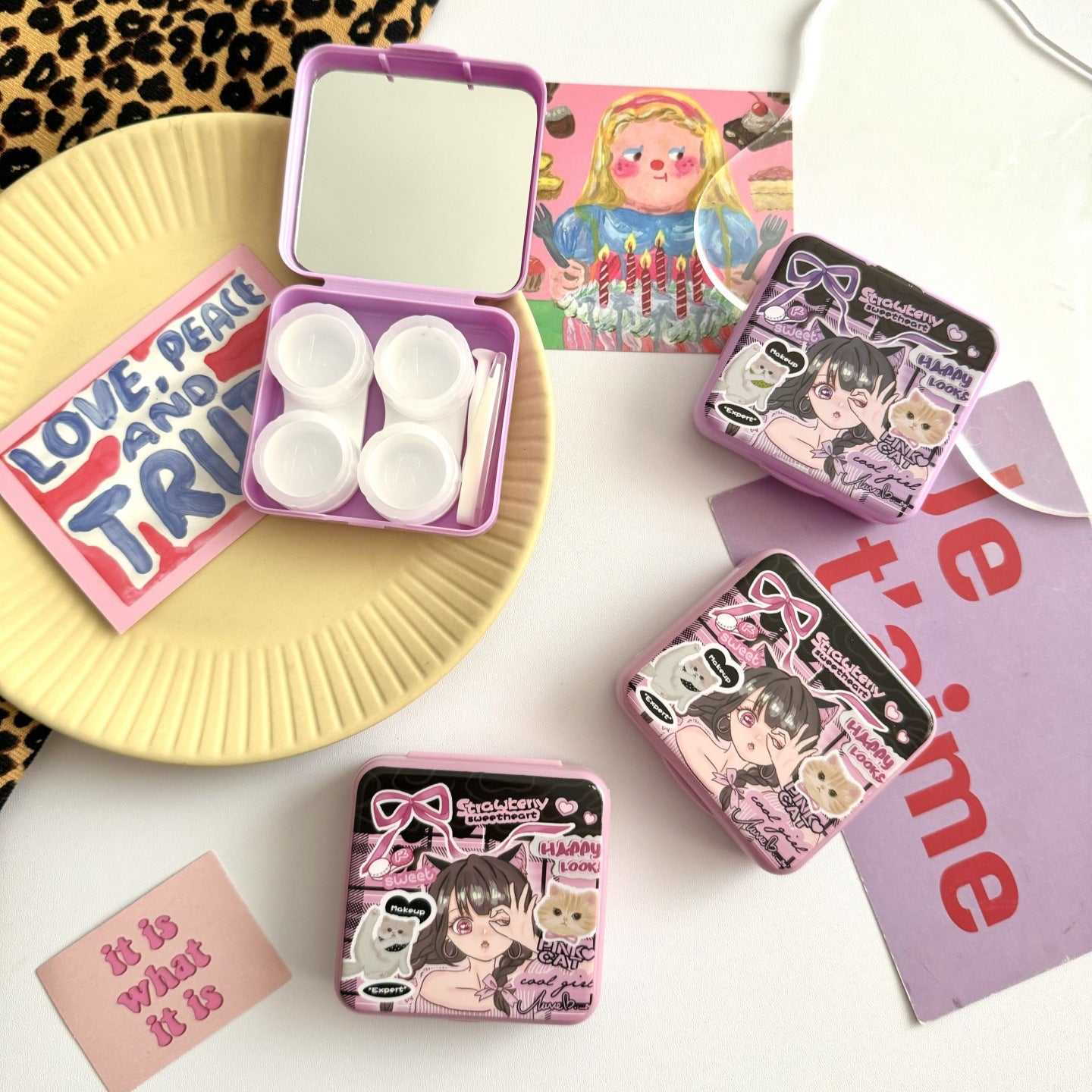 Cool Girl Coloured Contact Lens Case
