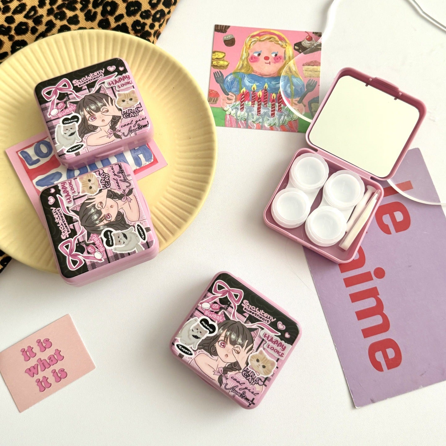 Cool Girl Coloured Contact Lens Case