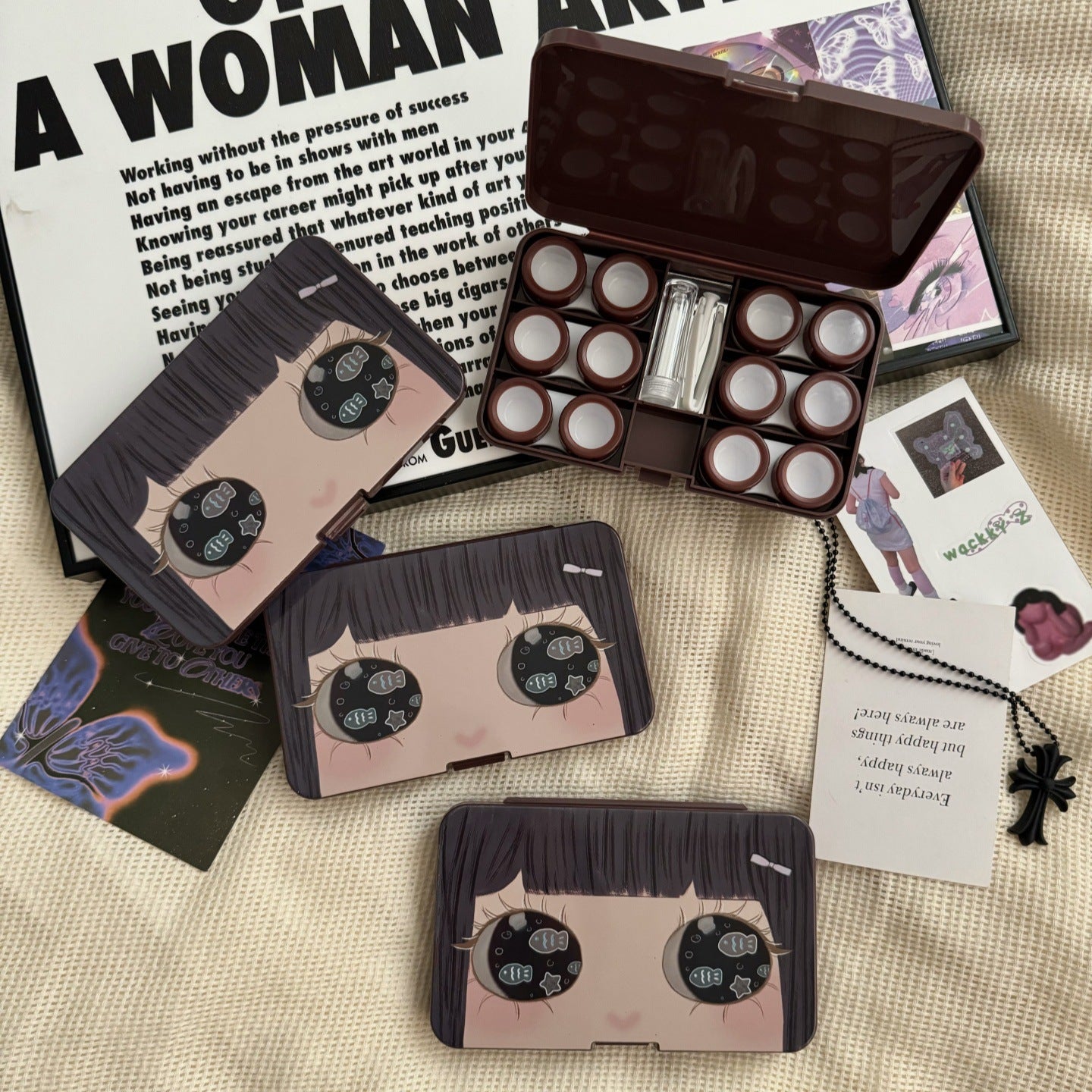 Big Eye Girl Coloured Contact Lens Case
