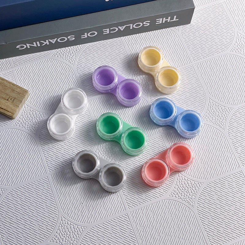 Contracted Colored Contact Lens Case