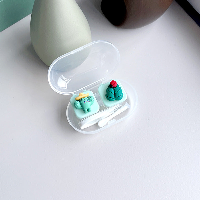 DIY Colored Contact Lens Case