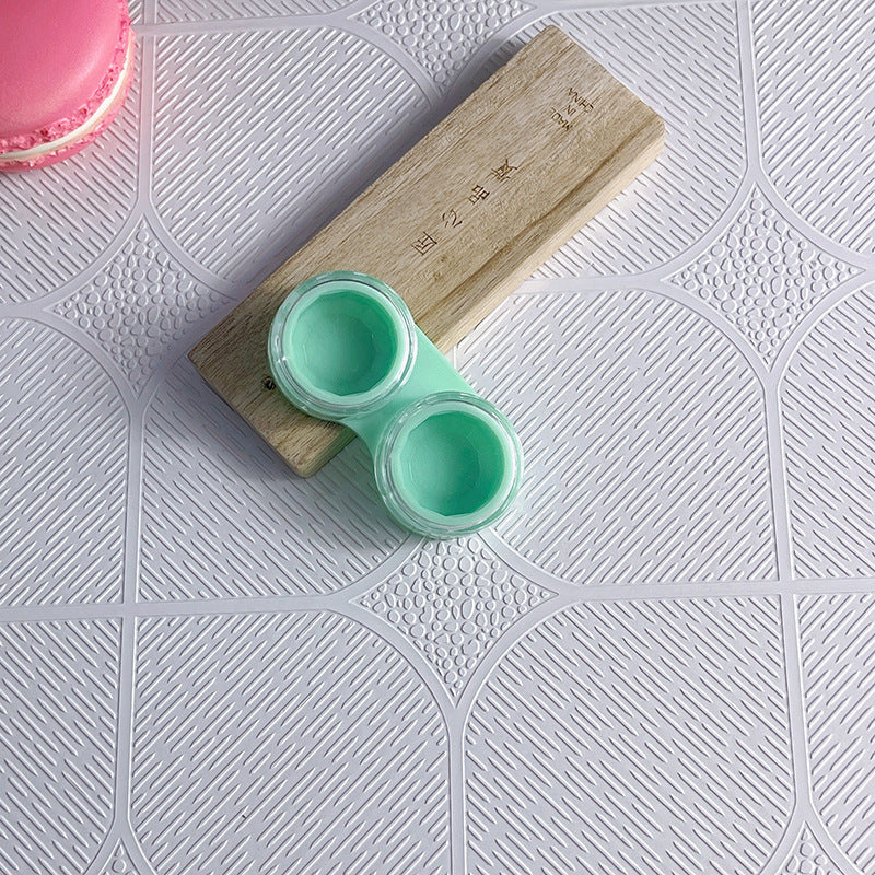 Contracted Colored Contact Lens Case